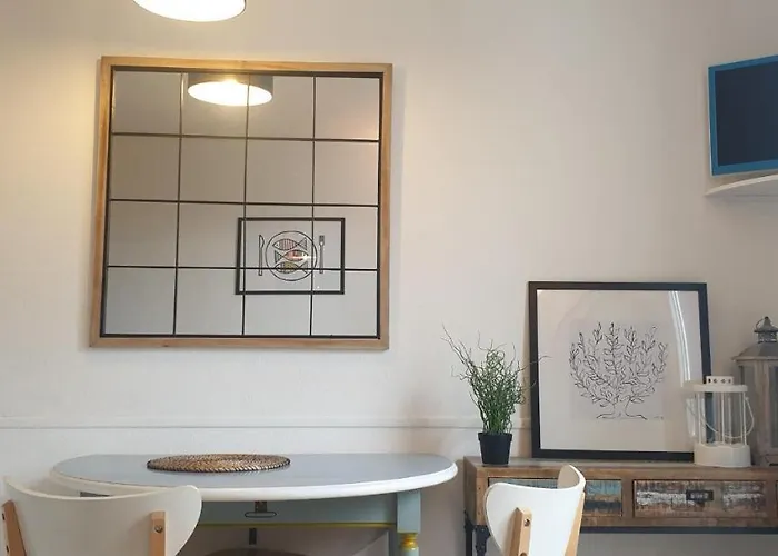 In With Pool And Parking *